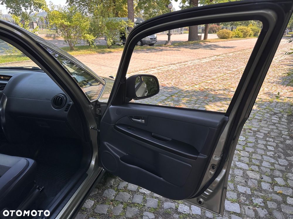 Fiat Sedici 1.6 16V 4x2 Dynamic - 25
