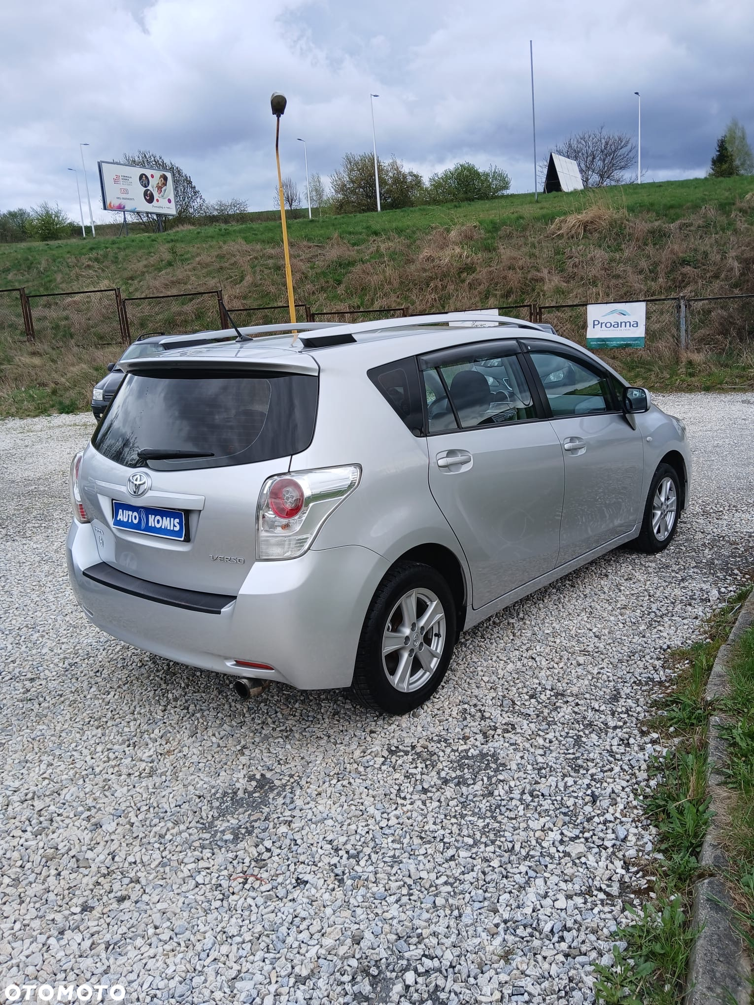 Toyota Verso - 4