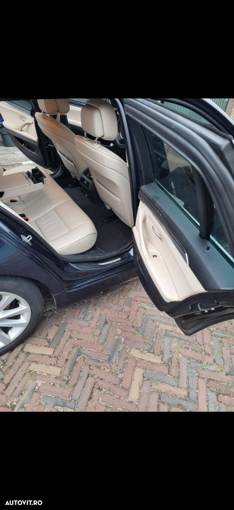 BMW Seria 5 520d - 8