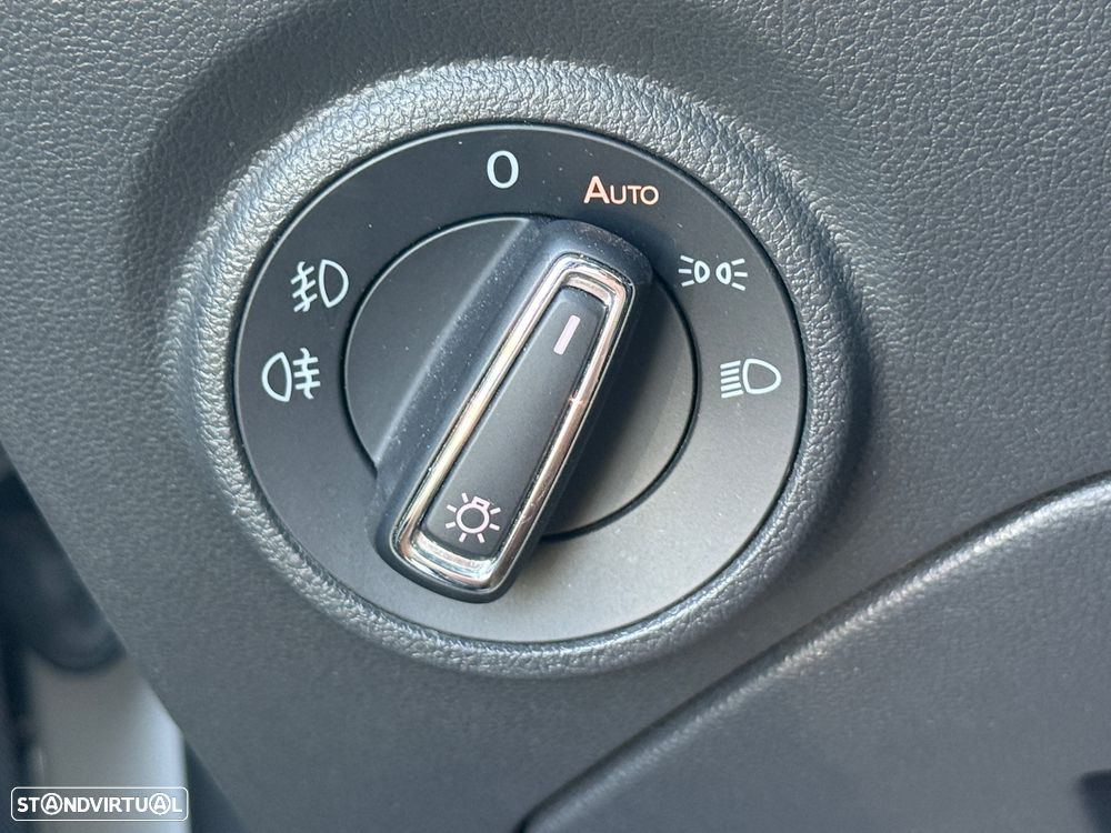 SEAT Leon SC 1.6 TDI DPF S&S Style - 29