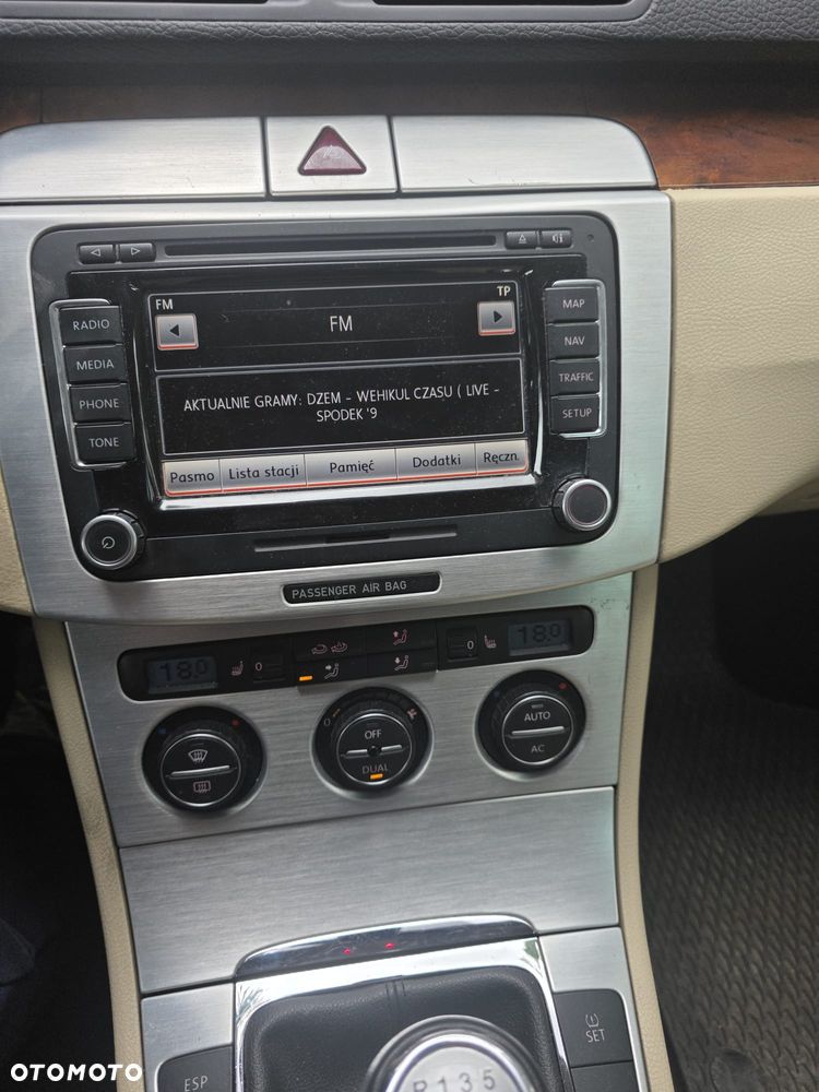 Volkswagen Passat 2.0 TDI 4Mot Comfortline - 11