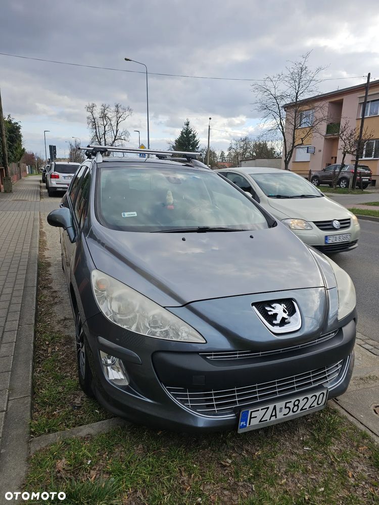 Peugeot 308 1.6 HDi Premium Plus - 1