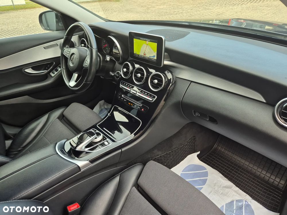 Mercedes-Benz Klasa C 200 7G-TRONIC Avantgarde - 18