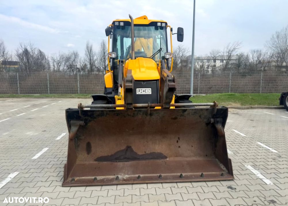 JCB 3CX - 6
