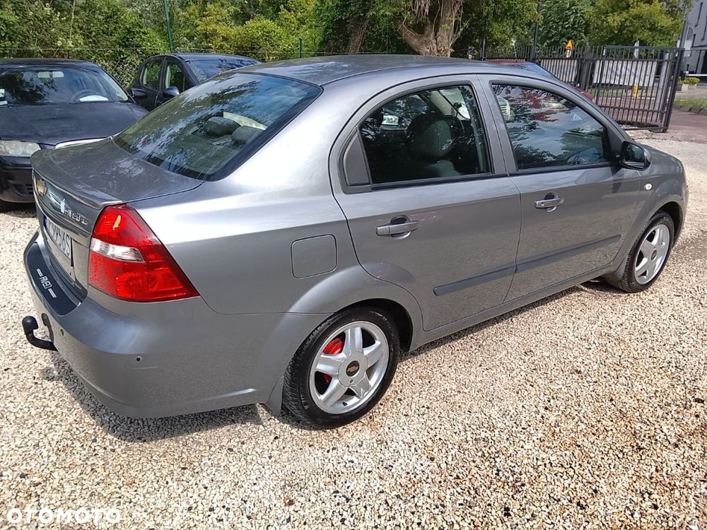 Chevrolet Aveo - 3