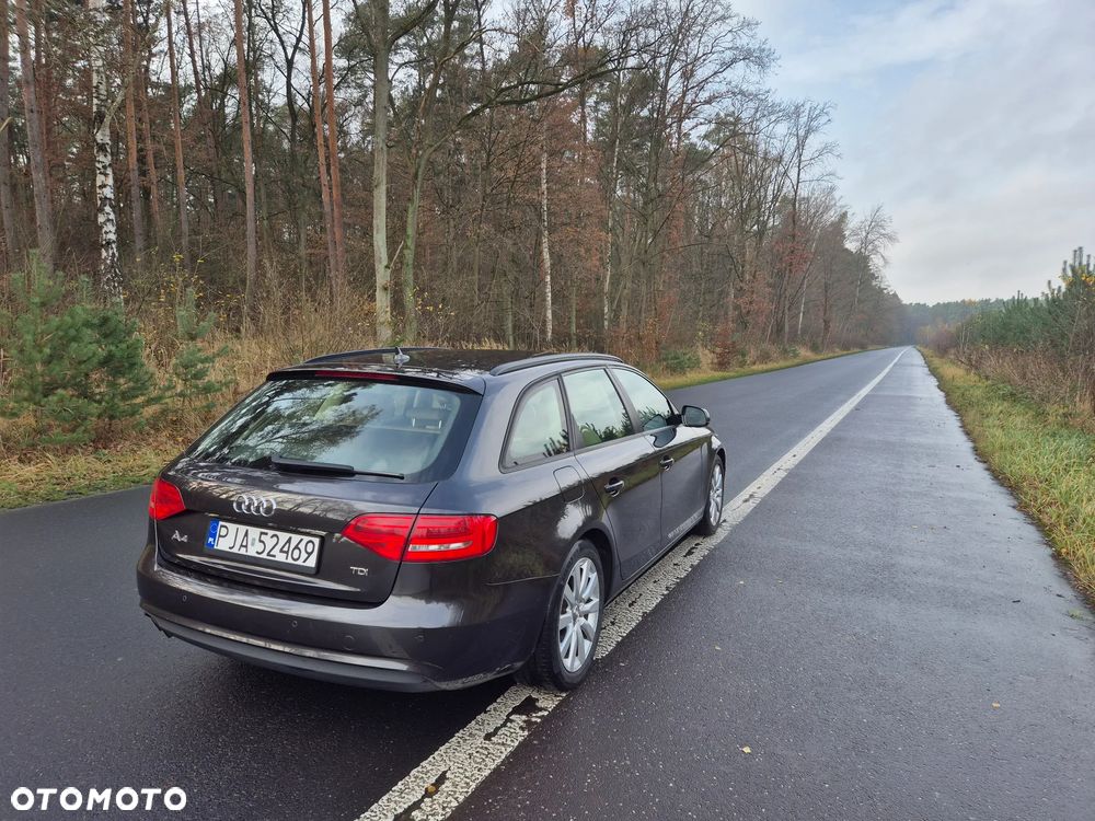 Audi A4 Avant - 4