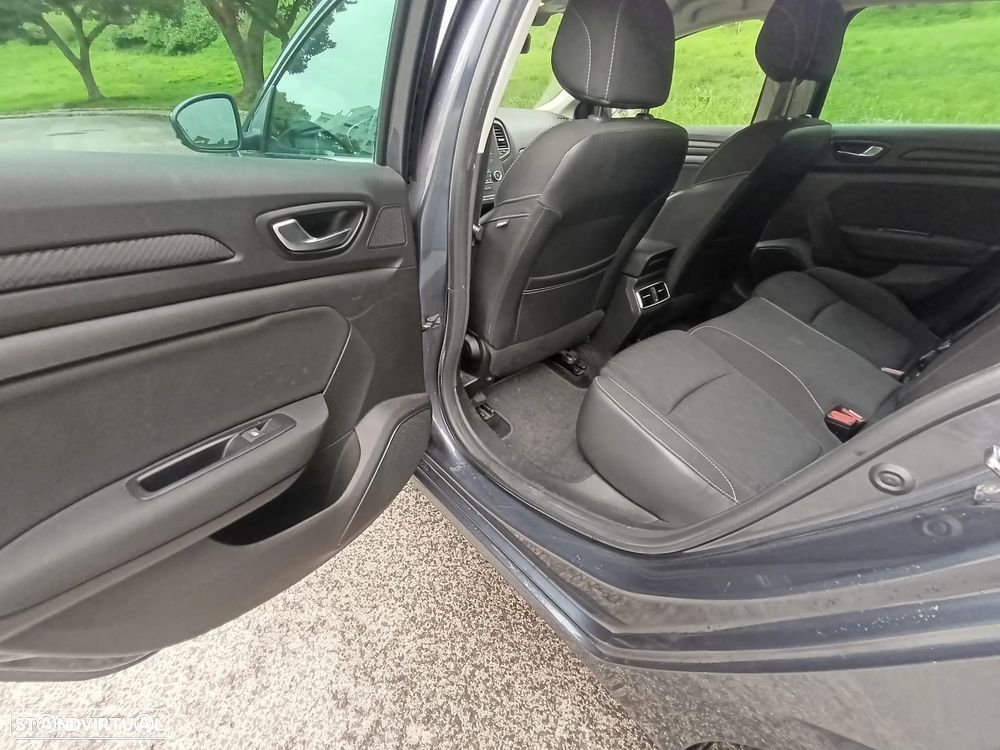 Renault Mégane Sport Tourer 1.5 Blue dCi Limited - 22