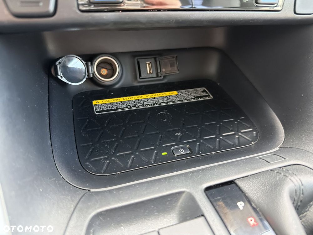 Toyota RAV4 2.5 Hybrid Executive 4x2 - 22