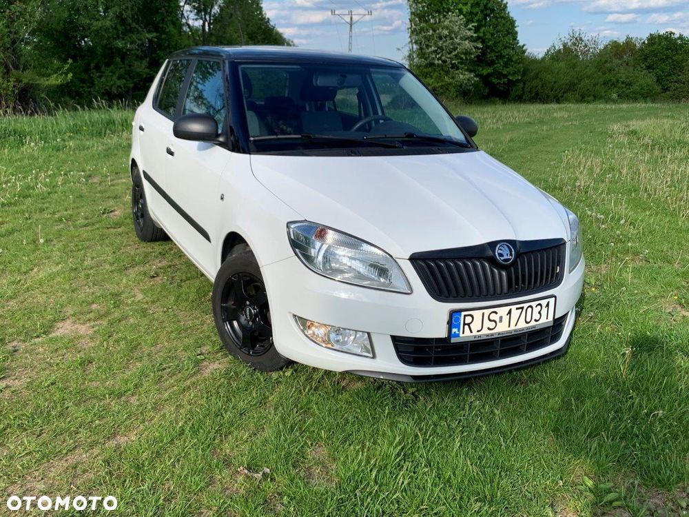 Skoda Fabia 1.2 HTP Cool Colour Edition - 6