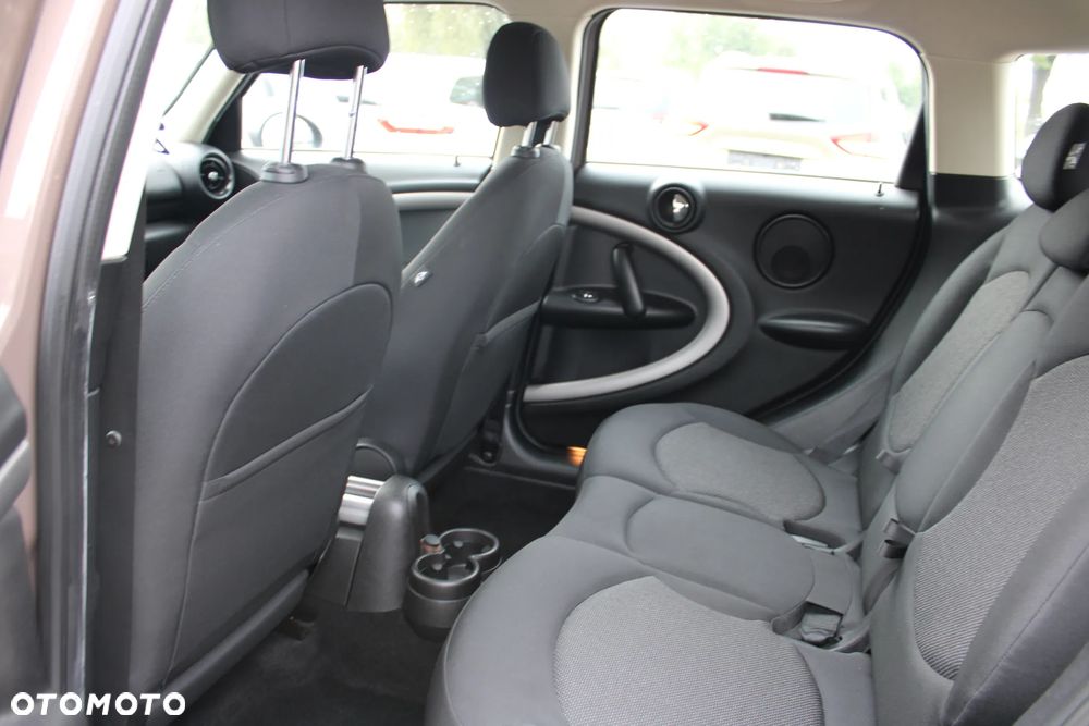 MINI Countryman One D - 19