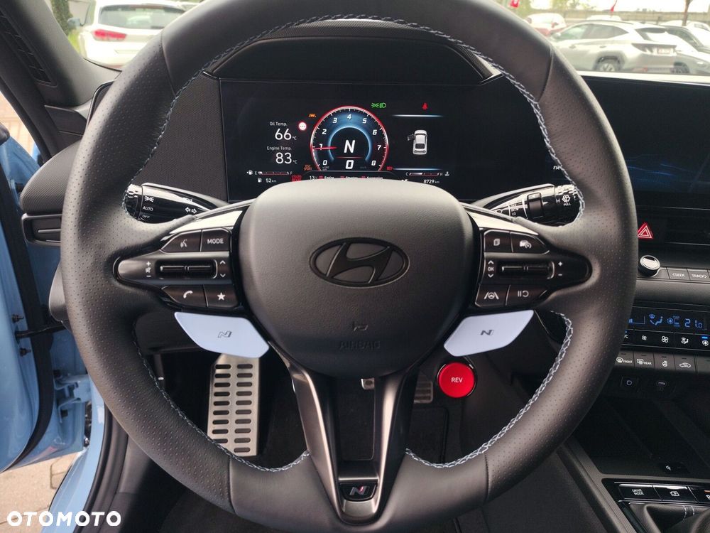 Hyundai Elantra - 20