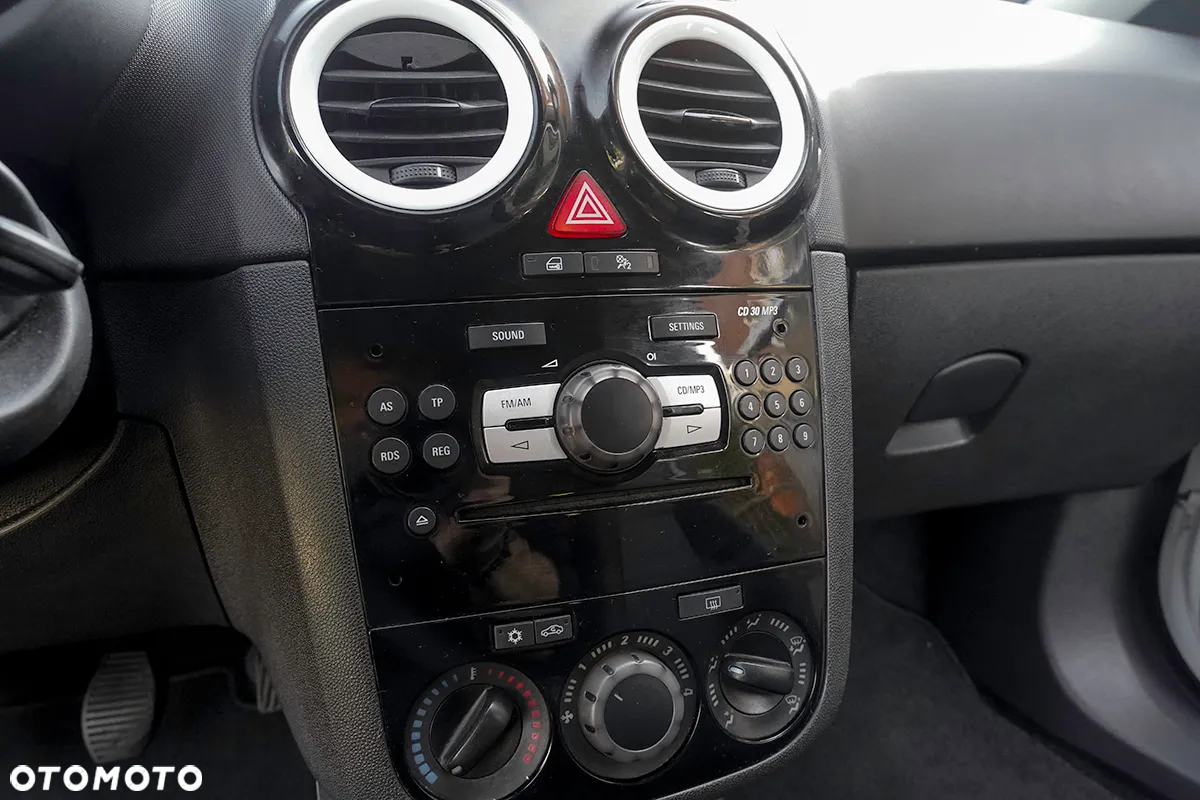 Opel Corsa 1.4 16V Color Edition - 21