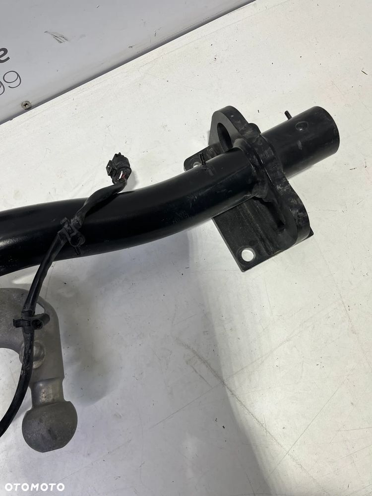 VOLVO V60 II  HAK HOLOWNICZY 32351457 - 5