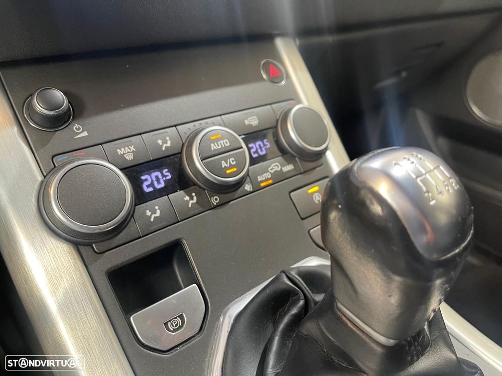 Land Rover Range Rover Evoque 2.0 eD4 SE Dynamic - 41