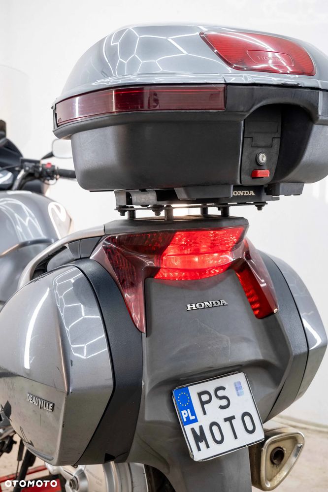 Honda Deauville - 18