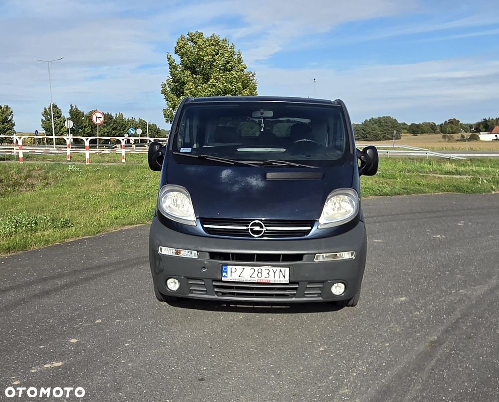 Opel Vivaro - 8