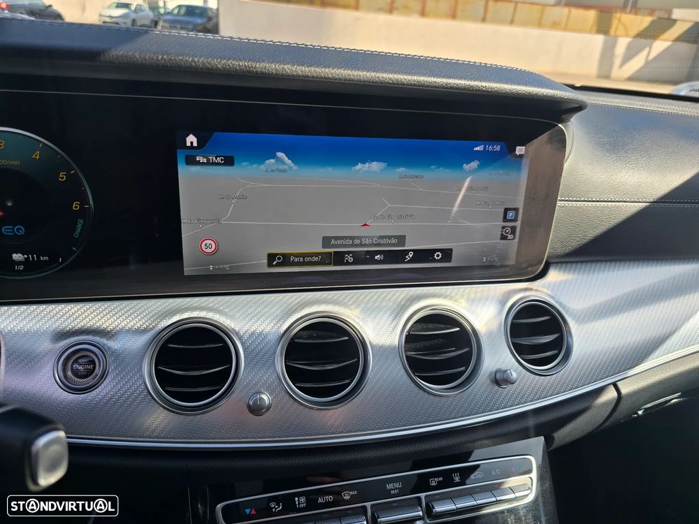 Mercedes-Benz E 300 de 4Matic 9G-TRONIC AMG Line - 24