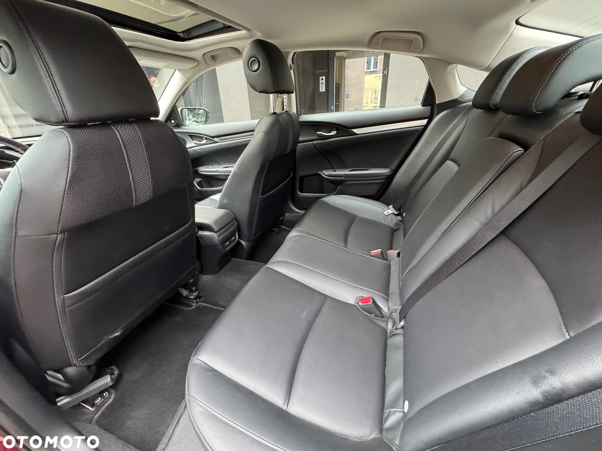 Honda Civic 1.5 T Executive CVT - 11