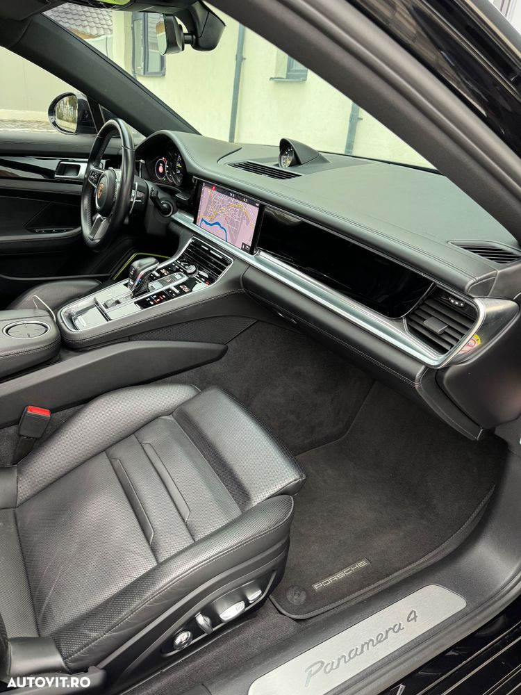 Porsche Panamera 4 E-Hybrid - 14