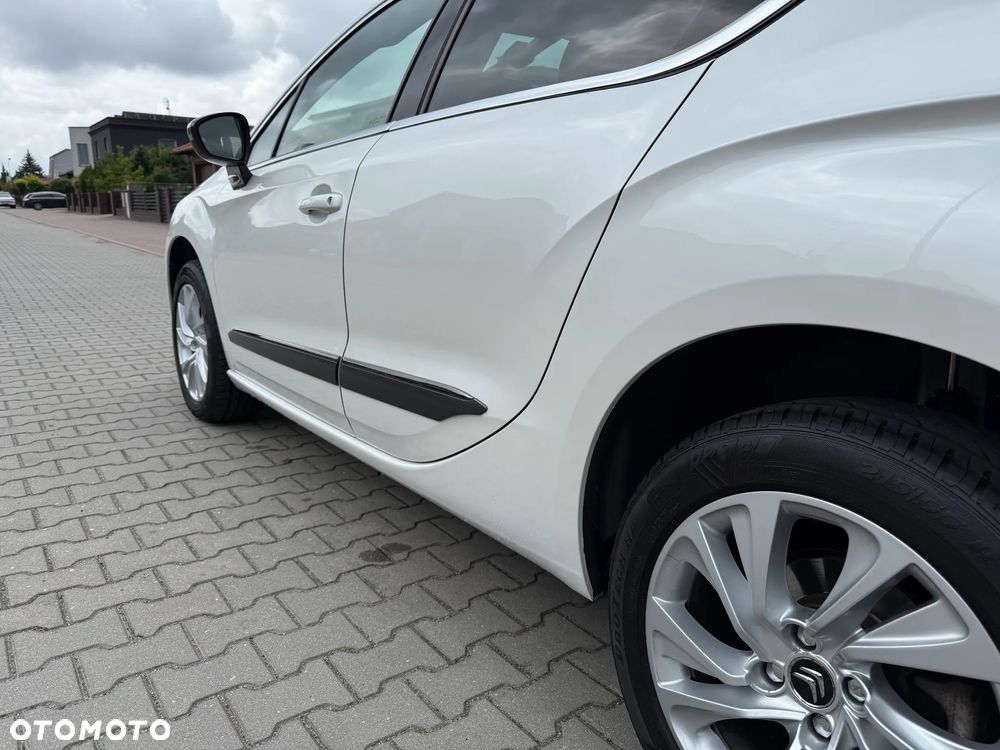 Citroën DS4 1.6 VTi SoChic - 16