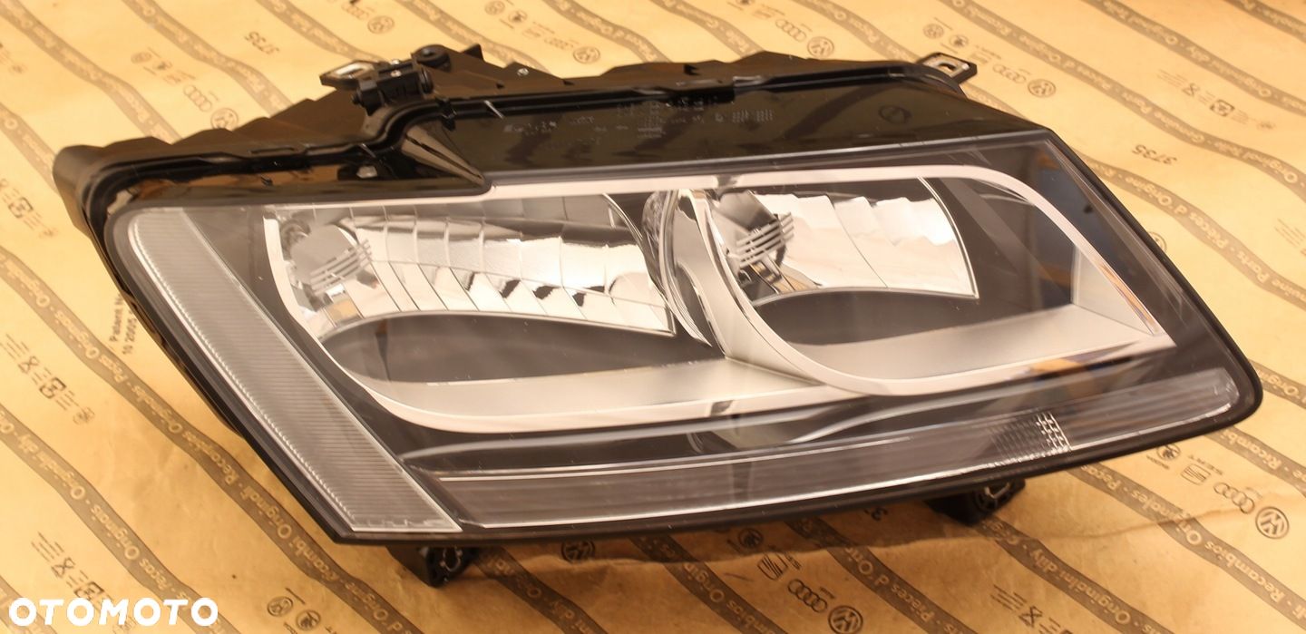 AUDI Q5 8R0 08-12 LAMPA PRZÓD PRZEDNIA ZWYKŁA  ŚLIZG - 1