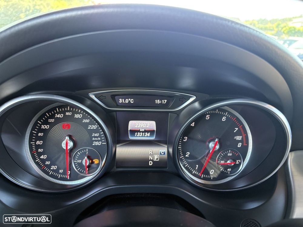 Mercedes-Benz CLA 180 - 19