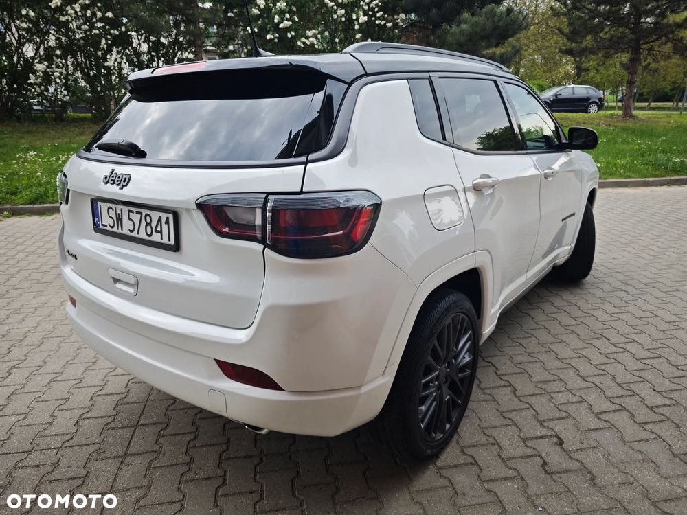 Jeep Compass - 8