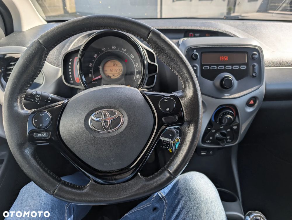 Toyota Aygo 1.0 VVT-i Color Edition - 8