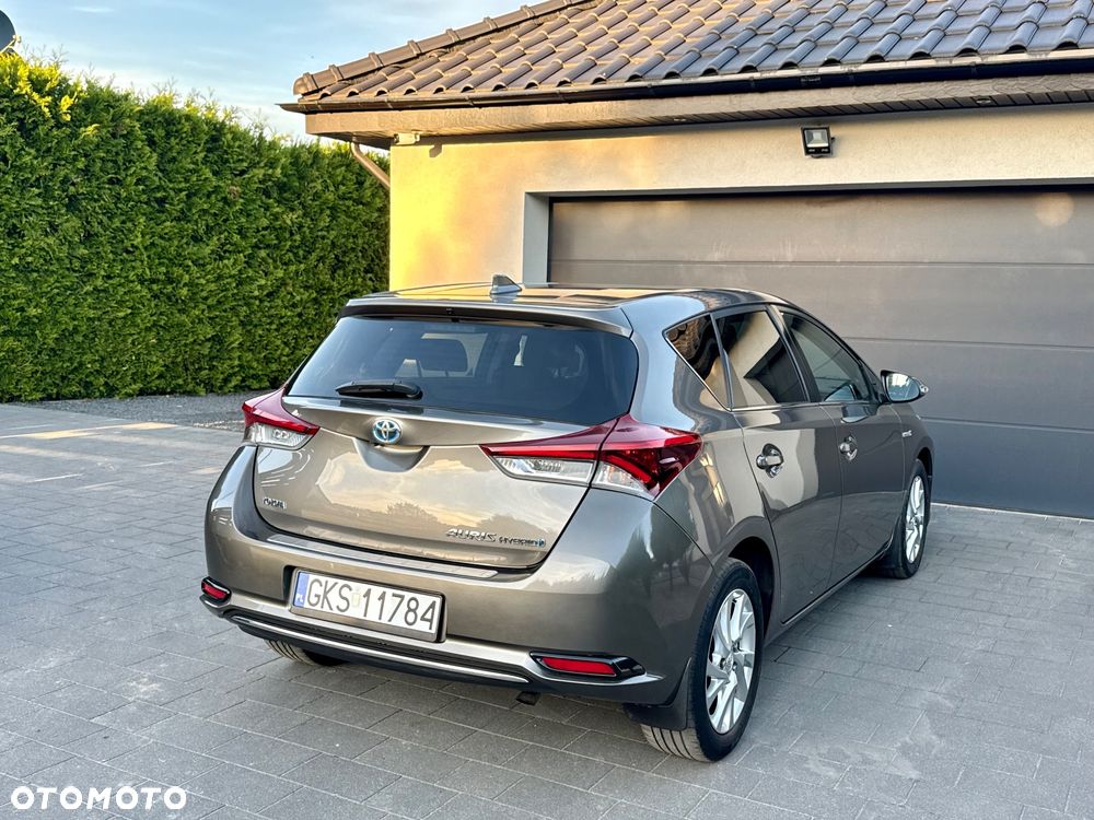 Toyota Auris - 24