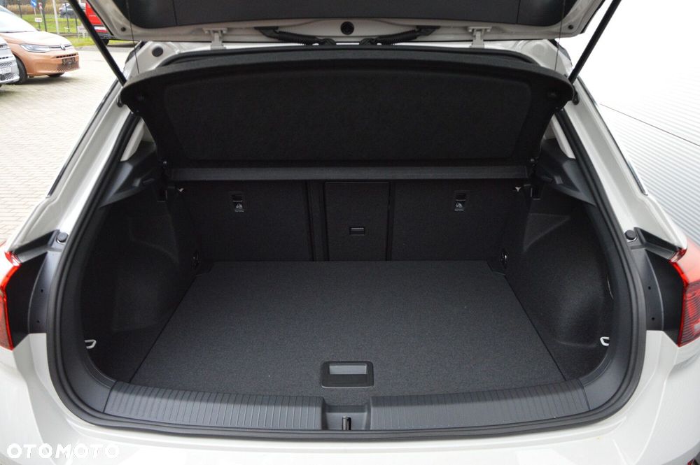 Volkswagen T-Roc - 24