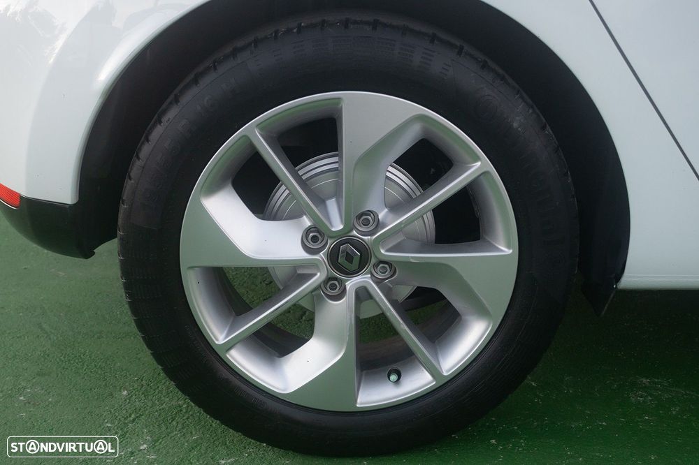 Renault Clio 0.9 TCe Limited - 8
