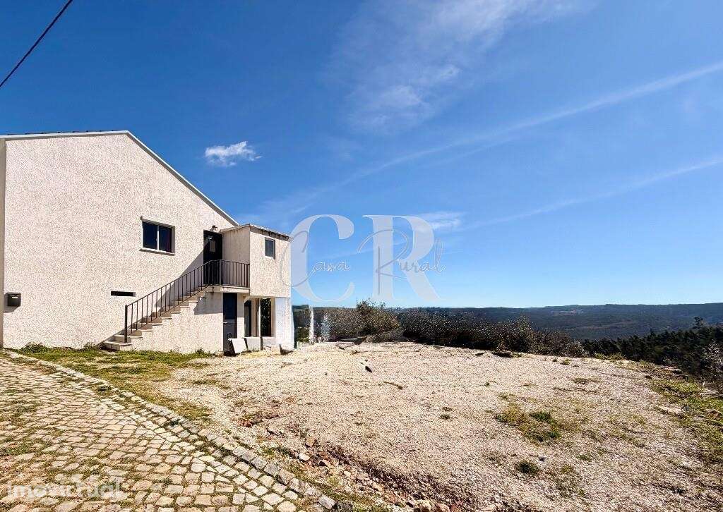 Moradia acolhedora com jardim e vistas desafogadas, situada em Bairrad - Grande imagem: 2/43