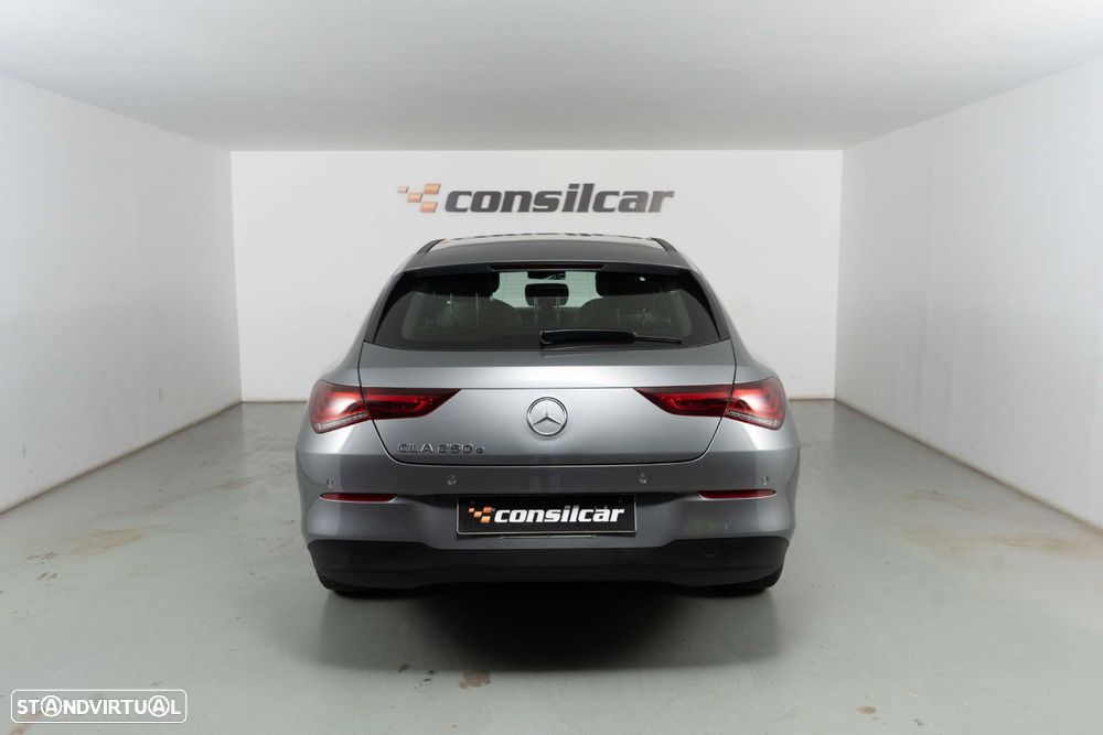 Mercedes-Benz CLA 250 e Shooting Brake Progressive - 5