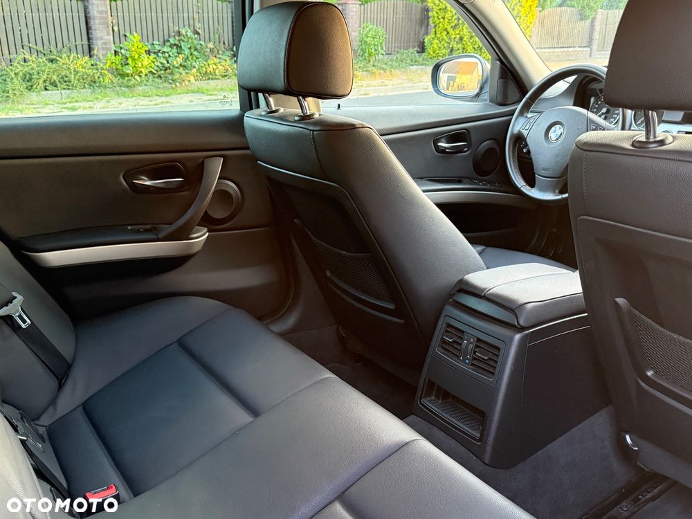 BMW Seria 3 - 21