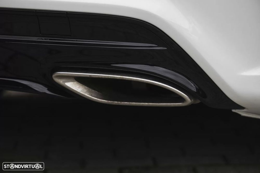 Mercedes-Benz CLA 200 d Shooting Brake AMG Line Aut. - 24