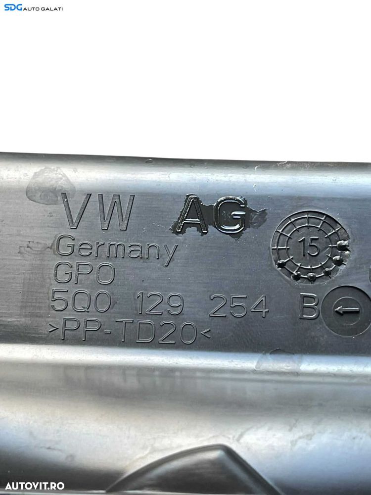Difuzor Capac Inferior Captare Aer Grila Grilaj Tub Tubulatura Ghidaj Admisie Seat Tarraco 1.6 2.0 TDI 2019 - Prezent Cod 5Q0129254B 5Q0129621E [B4179] - 7