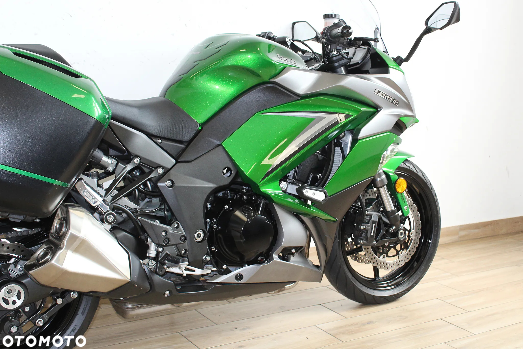 Kawasaki Ninja 1000 SX - 11