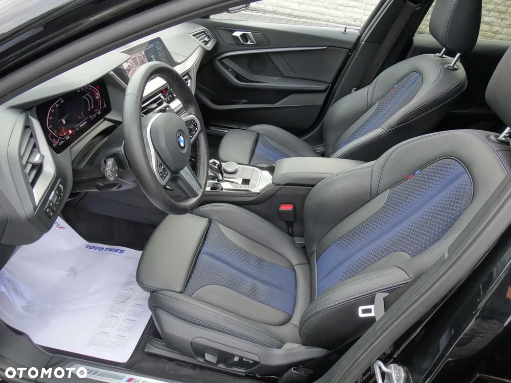 BMW Seria 1 118d M Sport Shadow - 16