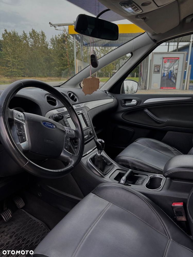 Ford S-Max - 7