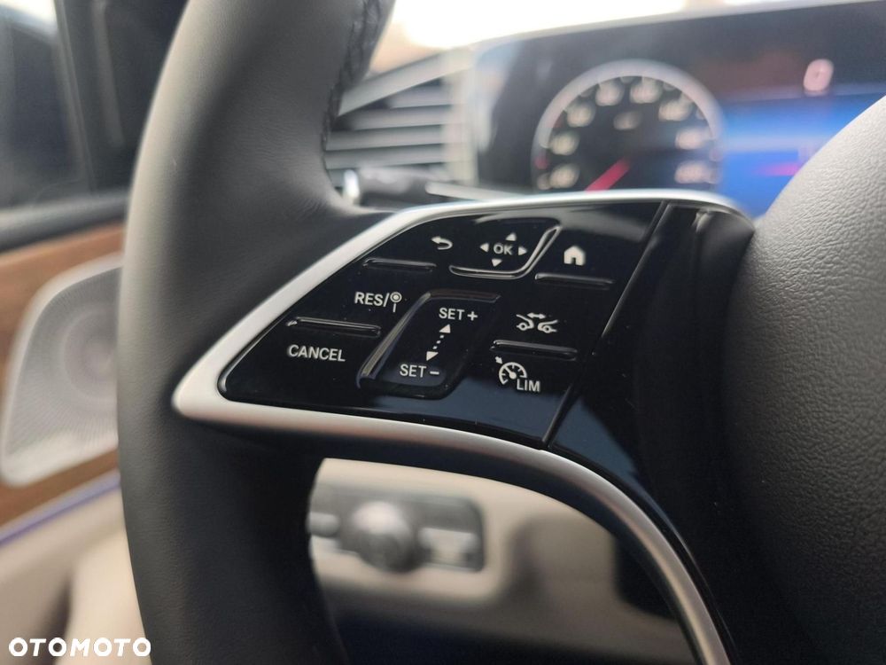 Mercedes-Benz GLE - 15