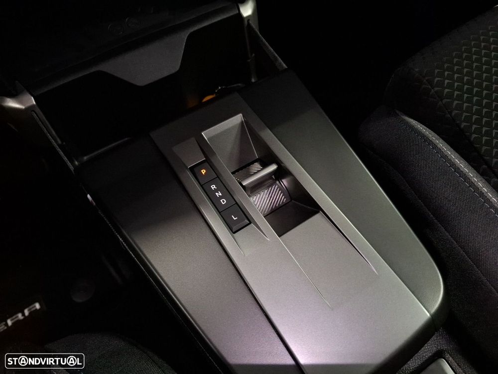 Opel Frontera 1.2 Hybrid GS eDCT - 18