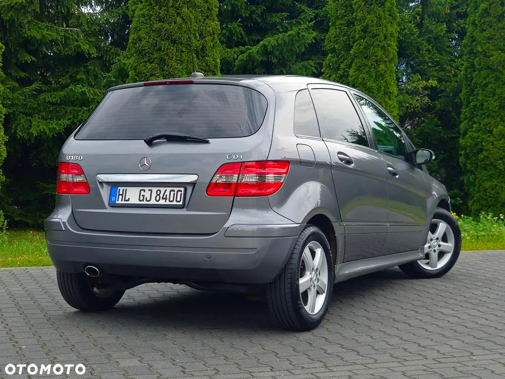 Mercedes-Benz Klasa B 180 CDI DPF Special Edition - 19