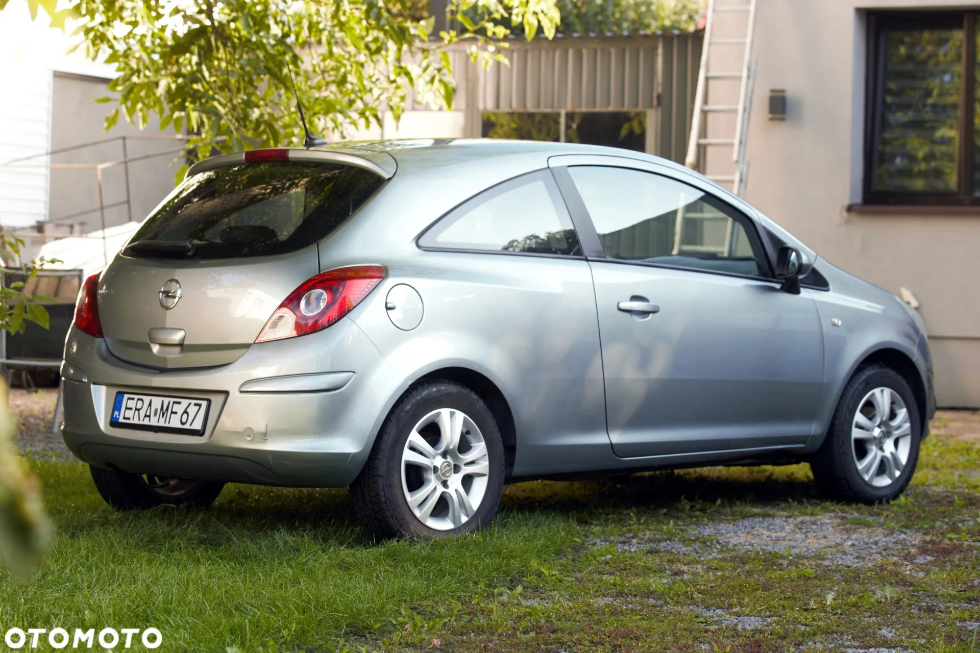 Opel Corsa - 2