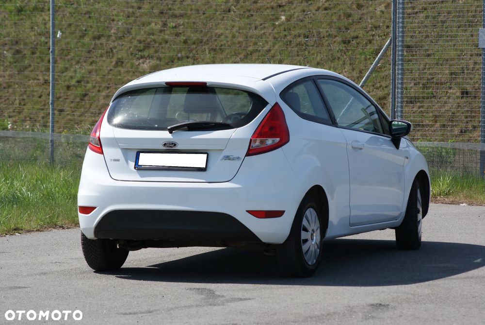 Ford Fiesta 1.25 Champions Edition - 3
