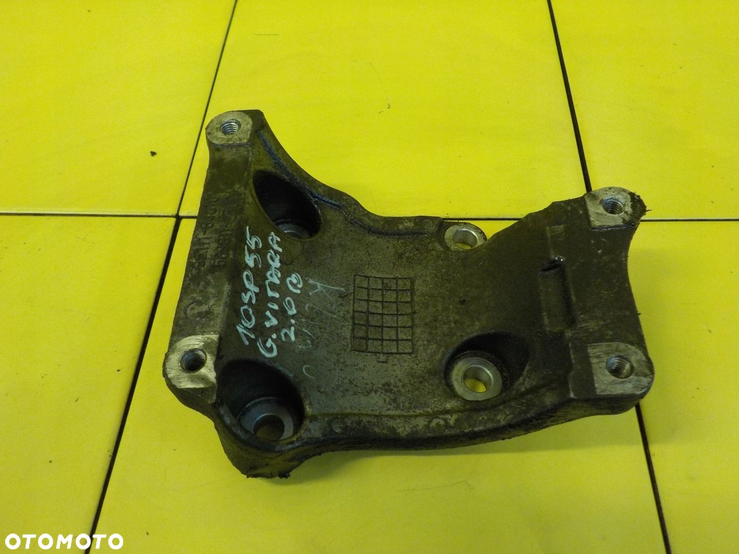 SUZUKI GRAND VITARA 2.0 16V B 09r 140KM J20A lapa silnika 95111-64J10 - 1