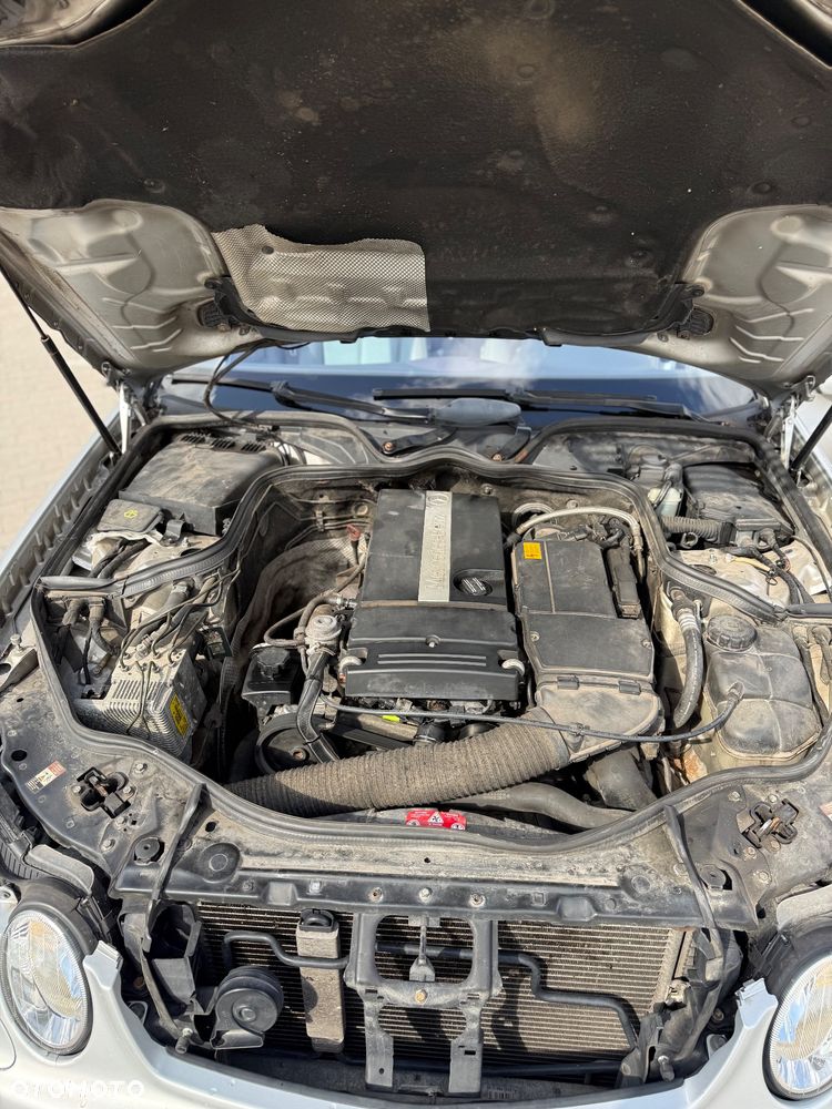 Mercedes-Benz Klasa E - 12