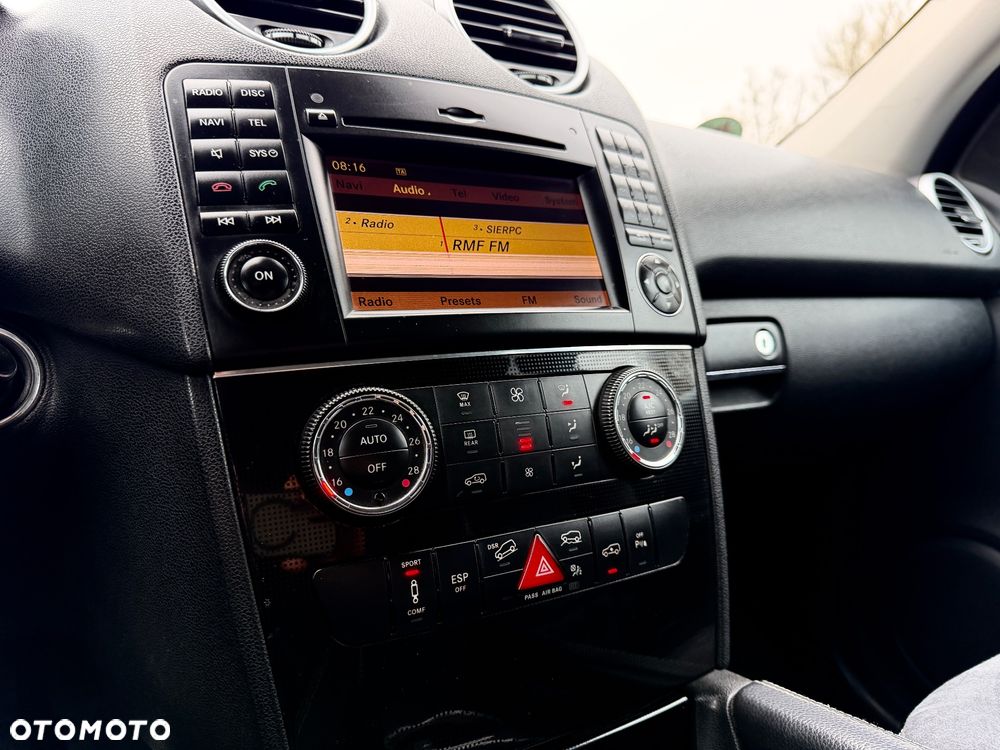 Mercedes-Benz ML - 19