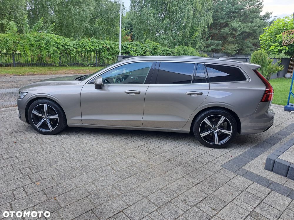 Volvo V60 D3 AWD Geartronic Momentum - 4