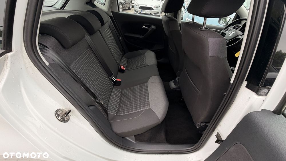 Volkswagen Polo - 28