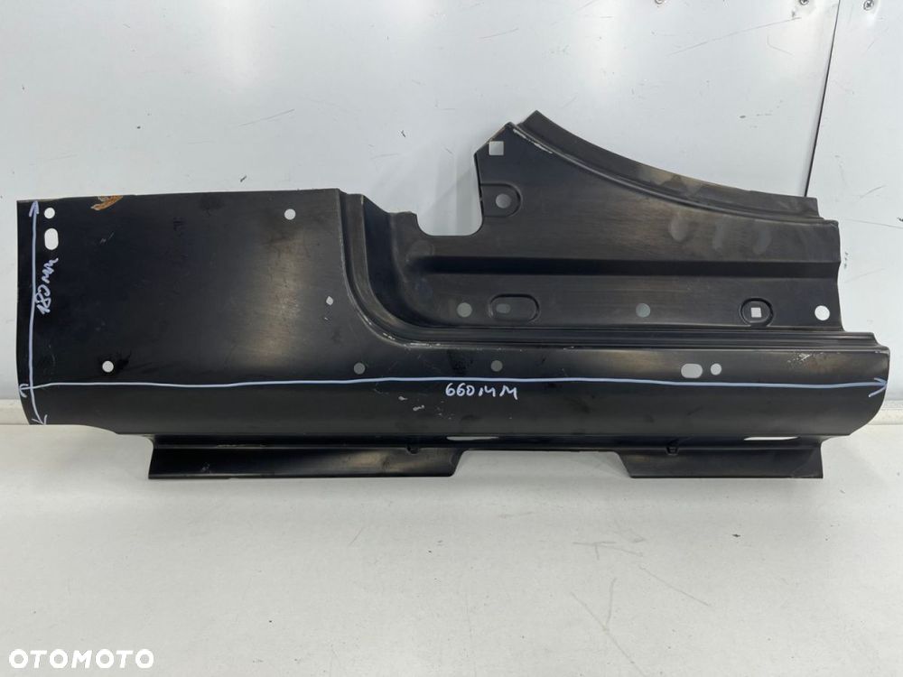 Poszycie Peugeot Rifter LONG 2018r.- prawy próg ĆWIARTKA długi otwory na listwy